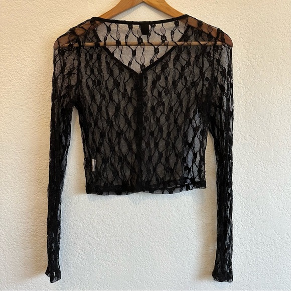 Shein see through Lacey top black size small - Picture 5 of 6
